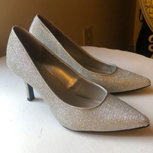 Fioni Night Silver Sparkle Heels Size 8